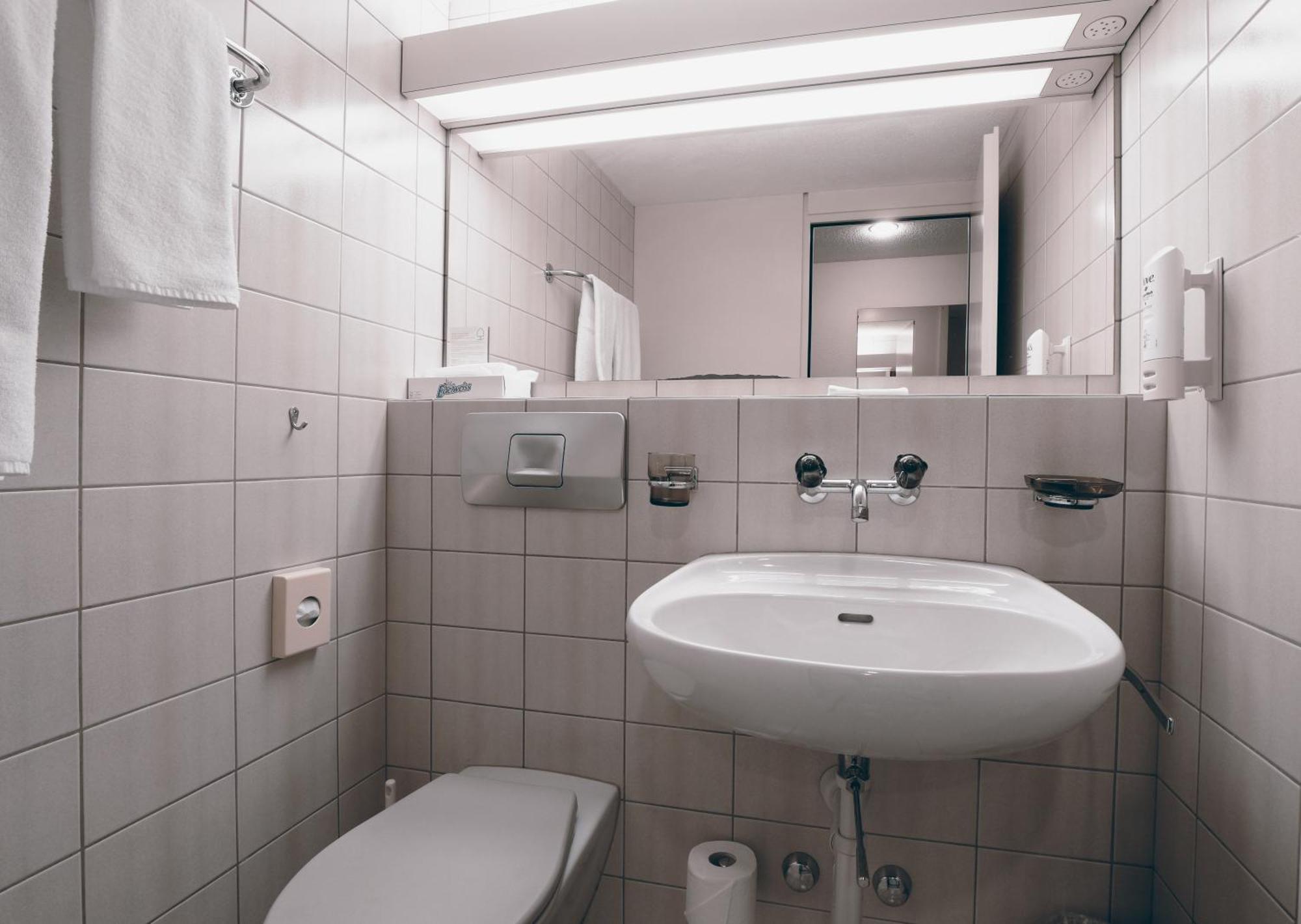 Hotel Thurgauerhof Self-Check-In Weinfelden Buitenkant foto