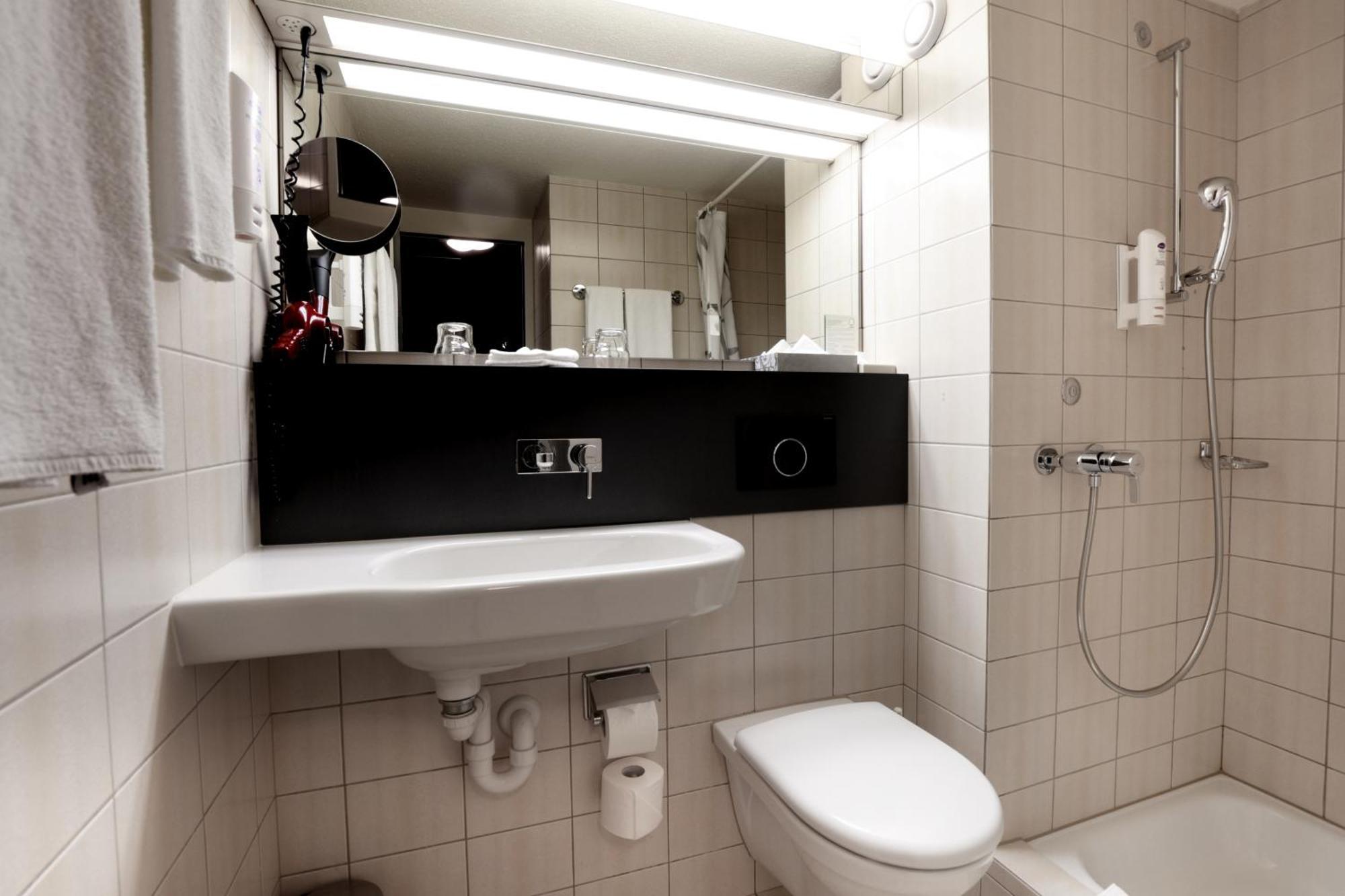Hotel Thurgauerhof Self-Check-In Weinfelden Buitenkant foto